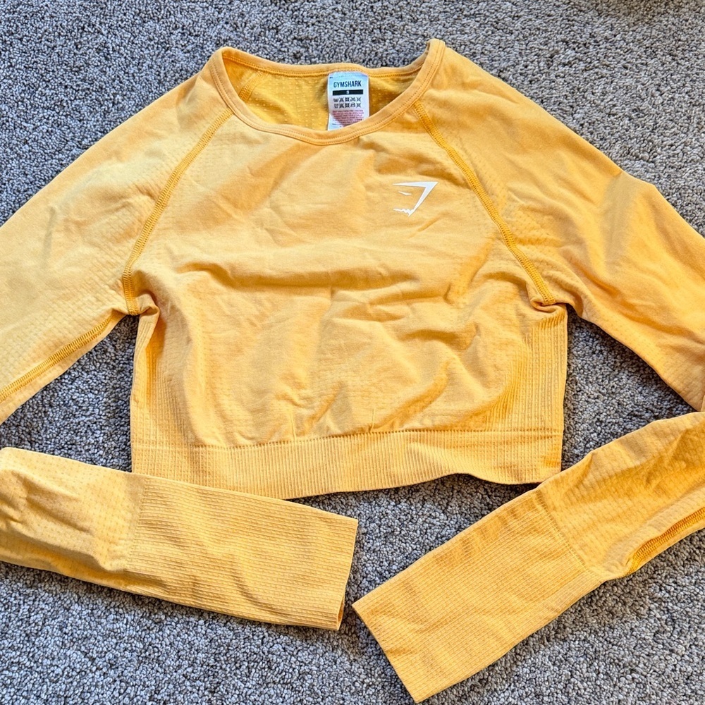 Gymshark yellow cropped longsleeve small